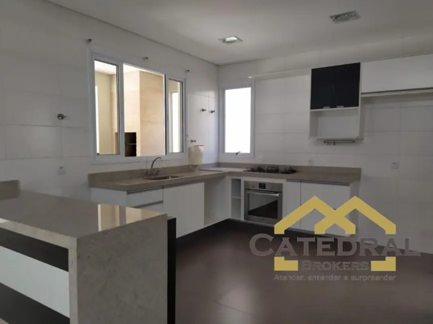 Sobrado com 3 quartos à venda, 205m2 em Itupeva - SP - imagem 8 Foto 8 de Sobrado com 3 quartos à venda, 205m2 em Itupeva - SP