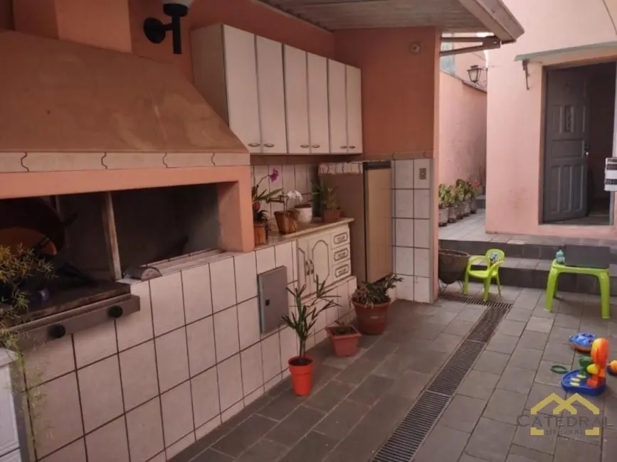 Foto 1 de Casa com 2 quartos à venda, 170m2 em Jundiai - SP