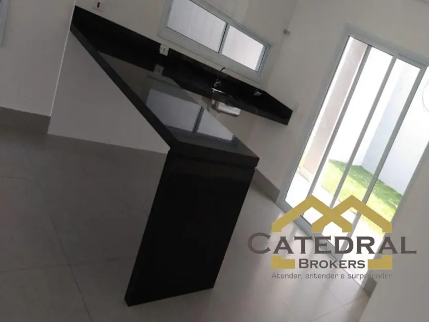Foto 1 de Sobrado com 3 quartos à venda, 118m2 em Portais (Polvilho), Cajamar - SP