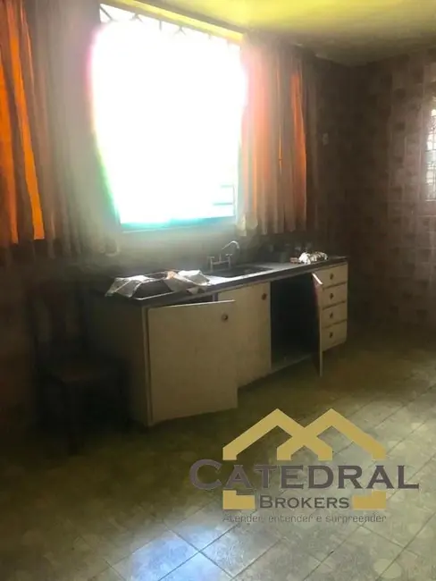 Sobrado com 3 quartos à venda e para alugar, 248m2 em Anhangabaú, Jundiai - SP - imagem 7 Foto 7 de Sobrado com 3 quartos à venda e para alugar, 248m2 em Anhangabaú, Jundiai - SP