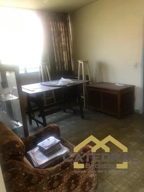 Sobrado com 3 quartos à venda e para alugar, 248m2 em Anhangabaú, Jundiai - SP - imagem 8 Foto 8 de Sobrado com 3 quartos à venda e para alugar, 248m2 em Anhangabaú, Jundiai - SP