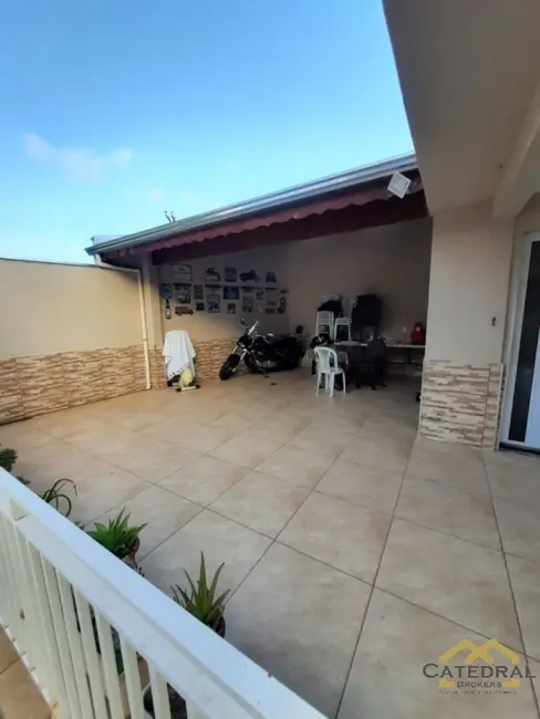 Casa com 3 quartos à venda, 183m2 em Jardim Santa Gertrudes, Jundiai - SP - imagem 3 Foto 3 de Casa com 3 quartos à venda, 183m2 em Jardim Santa Gertrudes, Jundiai - SP