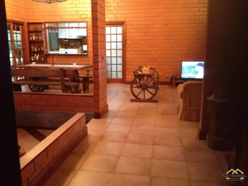 Foto 8 de Sobrado com 3 quartos à venda e para alugar, 244m2 em Medeiros, Jundiai - SP