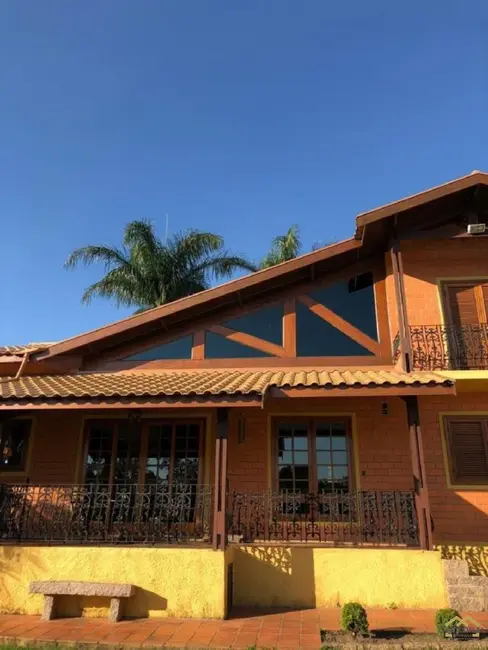 Foto 5 de Sobrado com 3 quartos à venda e para alugar, 244m2 em Medeiros, Jundiai - SP