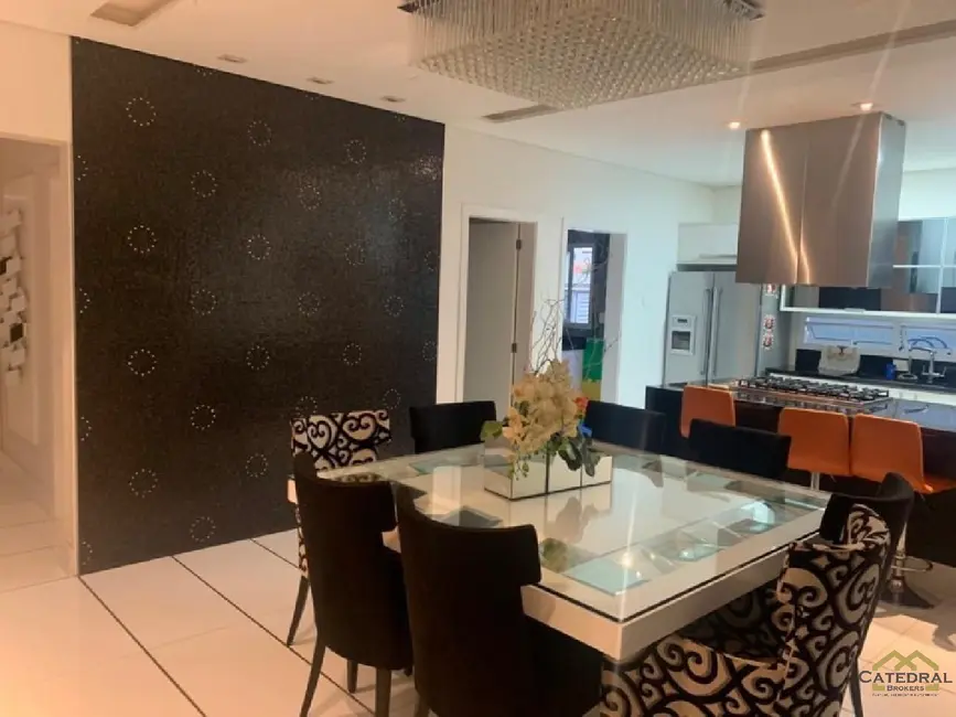 Foto 8 de Sobrado com 4 quartos à venda, 355m2 em Jundiai - SP