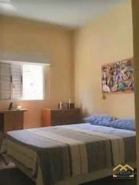 Casa com 2 quartos à venda, 96m2 em Anhangabaú, Jundiai - SP - imagem 8 Foto 8 de Casa com 2 quartos à venda, 96m2 em Anhangabaú, Jundiai - SP