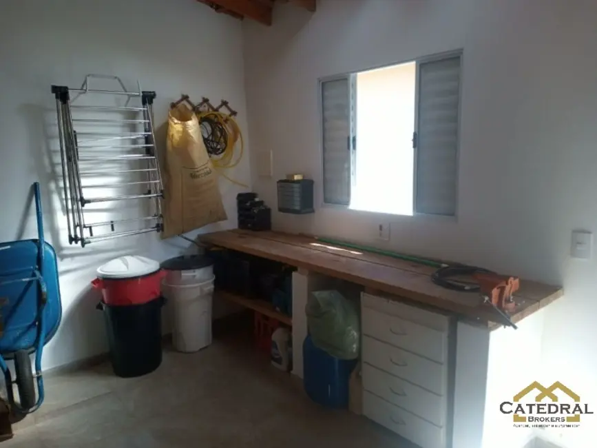 Foto 4 de Chácara com 3 quartos à venda, 220m2 em Tapirai - SP