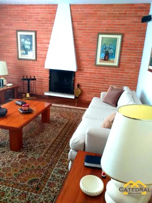 Casa com 3 quartos à venda, 320m2 em Chácara Urbana, Jundiai - SP - imagem 3 Foto 3 de Casa com 3 quartos à venda, 320m2 em Chácara Urbana, Jundiai - SP