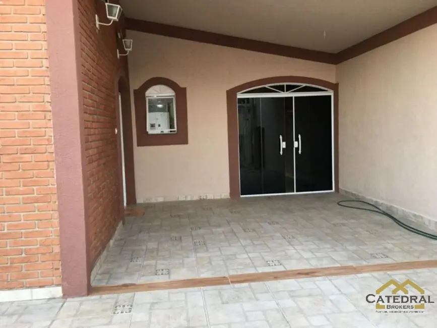 Foto 2 de Casa com 2 quartos à venda, 126m2 em Itupeva - SP