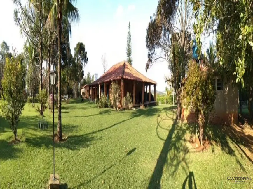 Chácara com 7 quartos à venda, 500m2 em Itupeva - SP - imagem 8 Foto 8 de Chácara com 7 quartos à venda, 500m2 em Itupeva - SP