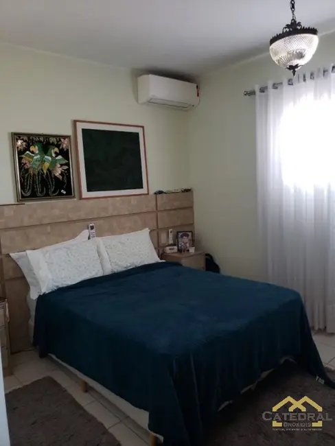 Foto 6 de Casa com 3 quartos à venda, 180m2 em Parque Cidade Jardim, Jundiai - SP