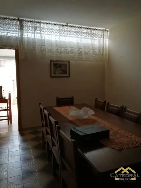 Foto 3 de Casa com 3 quartos à venda, 262m2 em Anhangabaú, Jundiai - SP