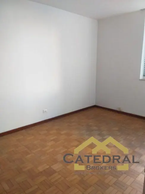 Foto 4 de Sobrado com 3 quartos à venda, 279m2 em Vila Vianelo, Jundiai - SP