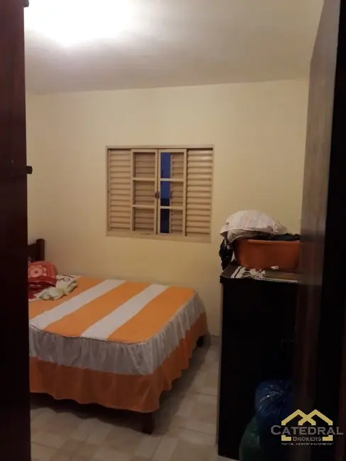 Casa com 2 quartos à venda, 220m2 em Vila Nambi, Jundiai - SP - imagem 4 Foto 4 de Casa com 2 quartos à venda, 220m2 em Vila Nambi, Jundiai - SP