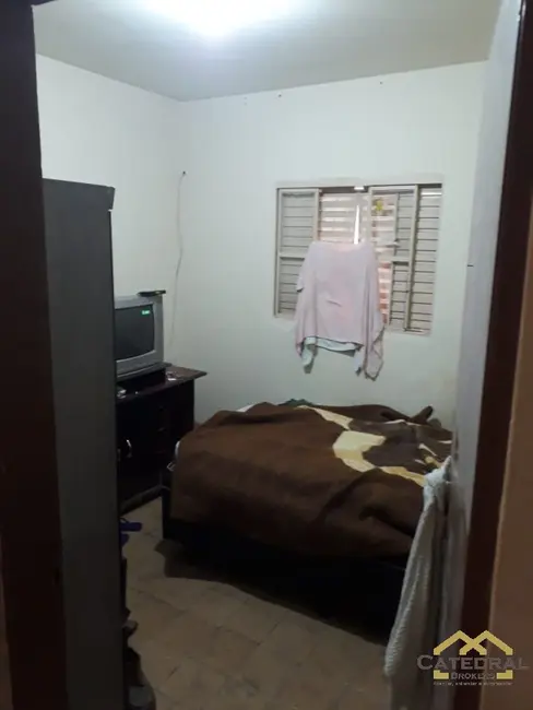 Casa com 2 quartos à venda, 220m2 em Vila Nambi, Jundiai - SP - imagem 3 Foto 3 de Casa com 2 quartos à venda, 220m2 em Vila Nambi, Jundiai - SP