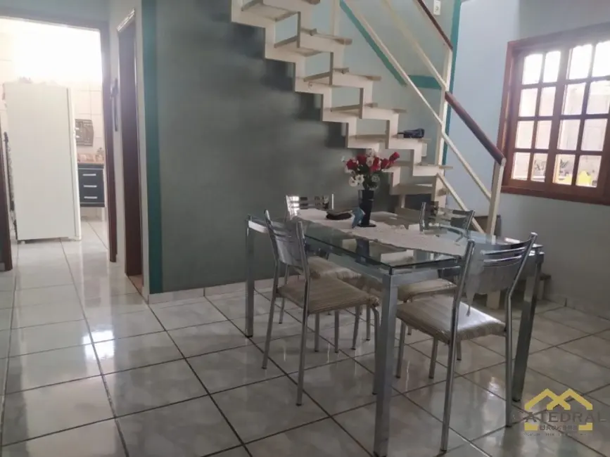 Casa com 3 quartos à venda, 288m2 em Jardim Pacaembu, Jundiai - SP - imagem 4 Foto 4 de Casa com 3 quartos à venda, 288m2 em Jardim Pacaembu, Jundiai - SP