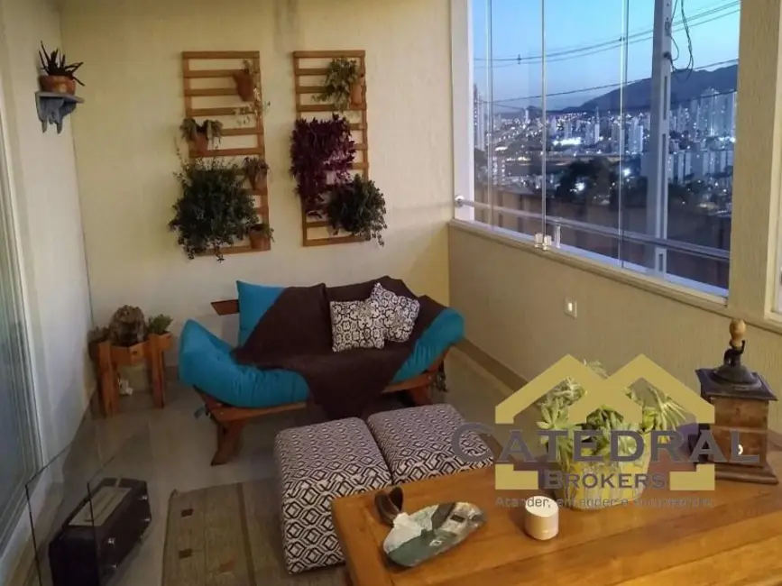 Foto 3 de Sobrado com 3 quartos à venda, 150m2 em Vila Aparecida, Jundiai - SP