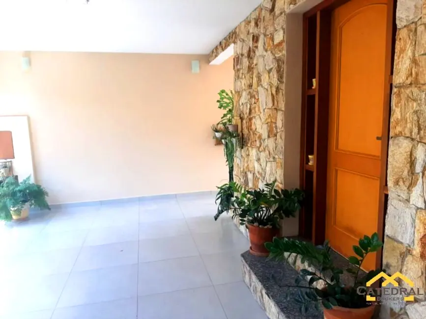 Foto 1 de Casa com 2 quartos à venda, 420m2 em Vila Progresso, Jundiai - SP
