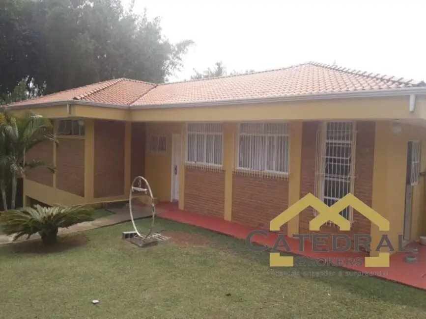 Chácara com 4 quartos à venda, 200m2 em Caxambu, Jundiai - SP - imagem 6 Foto 6 de Chácara com 4 quartos à venda, 200m2 em Caxambu, Jundiai - SP