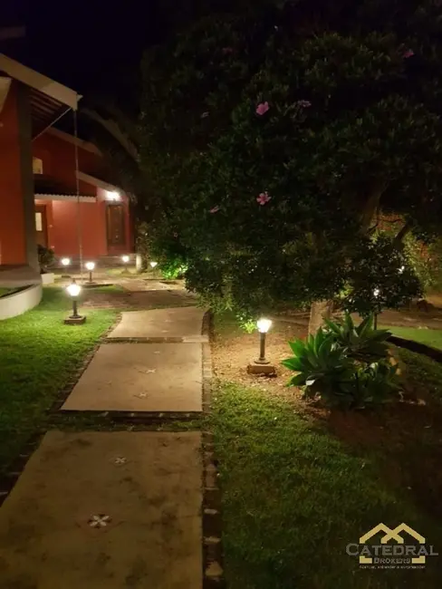 Foto 6 de Casa com 3 quartos à venda, 406m2 em Jarinu - SP