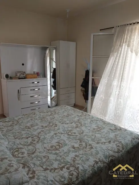 Casa com 3 quartos à venda, 169m2 em Parque Centenário, Jundiai - SP - imagem 2 Foto 2 de Casa com 3 quartos à venda, 169m2 em Parque Centenário, Jundiai - SP