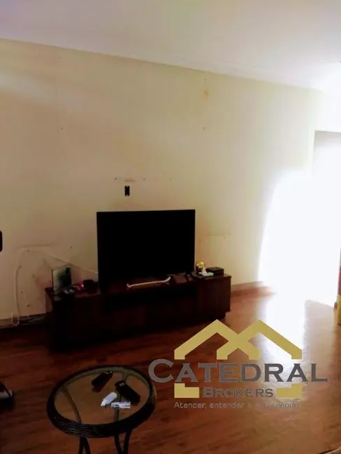 Sobrado com 3 quartos à venda, 233m2 em Retiro, Jundiai - SP - imagem 4 Foto 4 de Sobrado com 3 quartos à venda, 233m2 em Retiro, Jundiai - SP