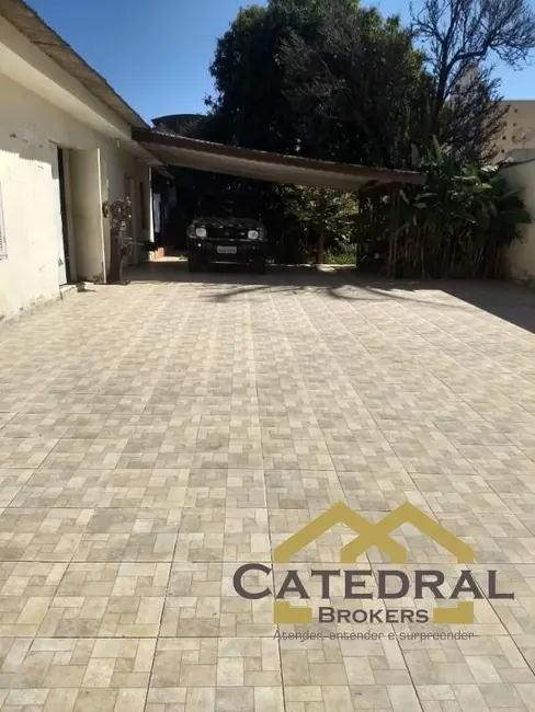 Sobrado com 3 quartos à venda e para alugar, 234m2 em Centro, Jundiai - SP - imagem 9 Foto 9 de Sobrado com 3 quartos à venda e para alugar, 234m2 em Centro, Jundiai - SP