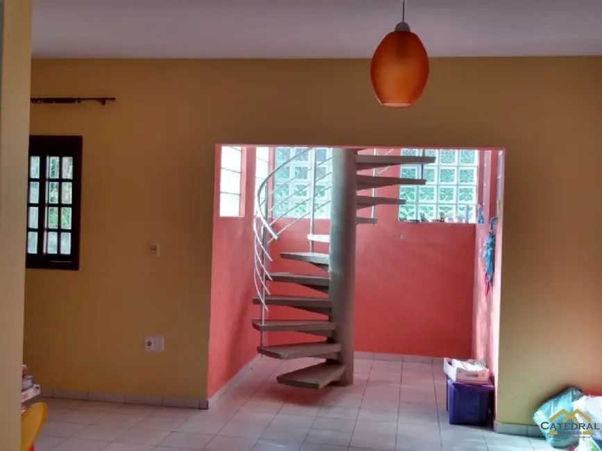 Sobrado com 4 quartos à venda, 250m2 em Caxambu, Jundiai - SP - imagem 4 Foto 4 de Sobrado com 4 quartos à venda, 250m2 em Caxambu, Jundiai - SP