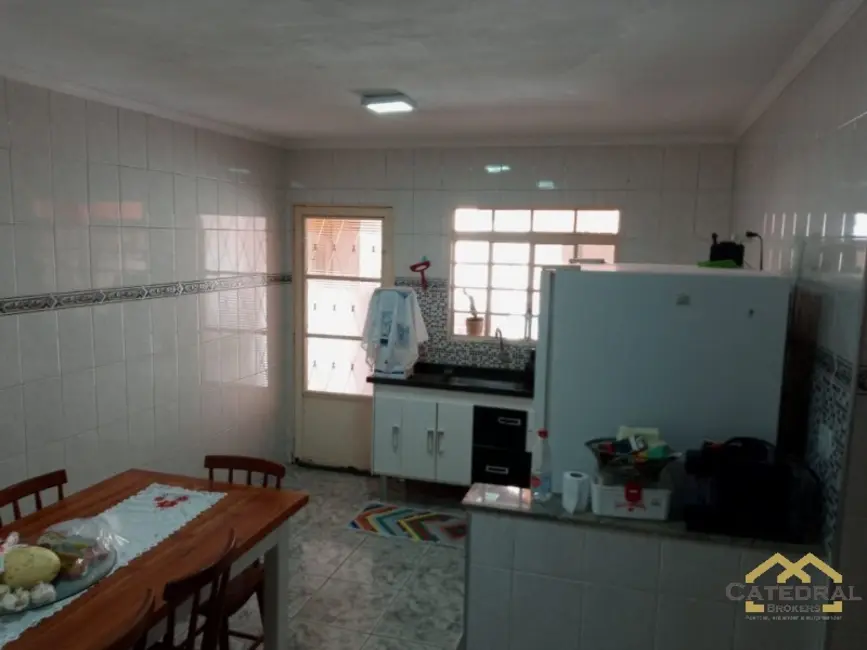 Casa com 3 quartos à venda, 142m2 em Jardim Santa Gertrudes, Jundiai - SP - imagem 4 Foto 4 de Casa com 3 quartos à venda, 142m2 em Jardim Santa Gertrudes, Jundiai - SP