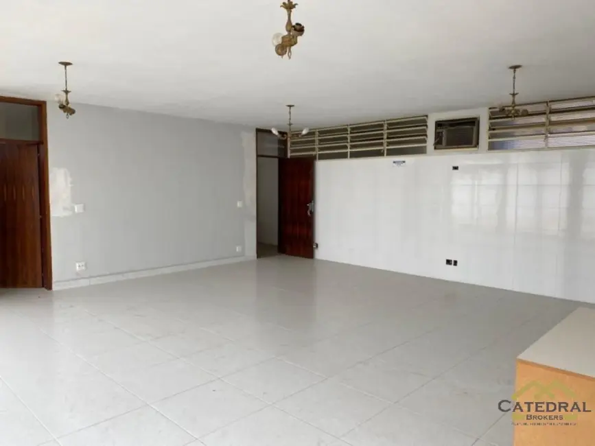 Foto 4 de Casa com 3 quartos à venda, 800m2 em Jardim Ana Maria, Jundiai - SP