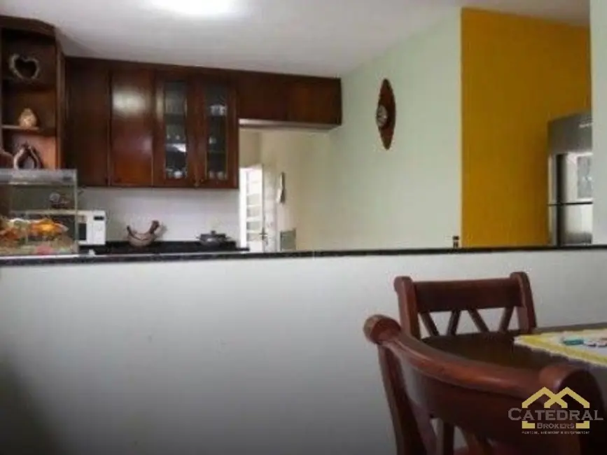 Casa com 3 quartos à venda, 327m2 em Jardim das Tulipas, Jundiai - SP - imagem 5 Foto 5 de Casa com 3 quartos à venda, 327m2 em Jardim das Tulipas, Jundiai - SP