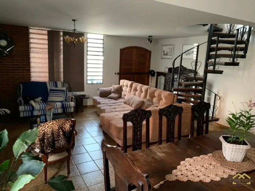 Foto 2 de Sobrado com 4 quartos à venda, 400m2 em Jardim das Samambaias, Jundiai - SP