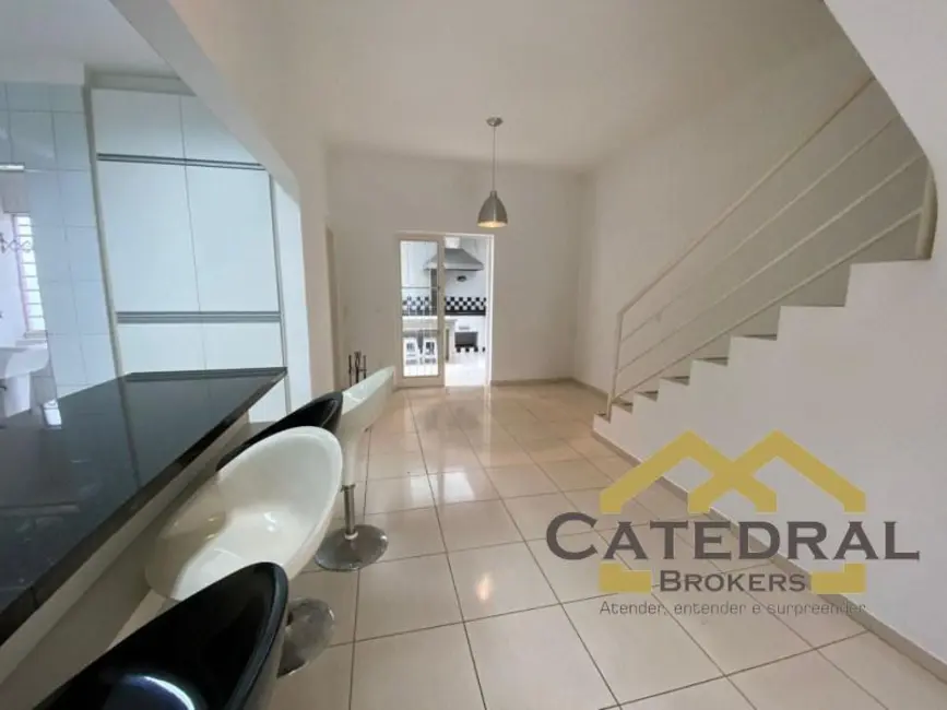 Foto 4 de Sobrado com 3 quartos à venda, 205m2 em Jundiai - SP