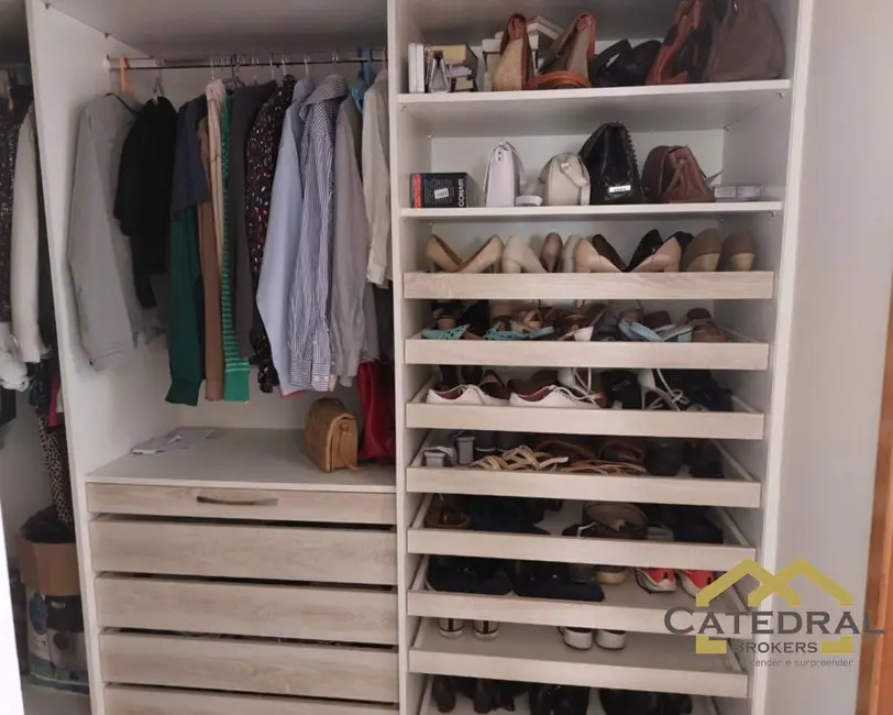 Foto 9 de Casa com 2 quartos à venda, 210m2 em Retiro, Jundiai - SP