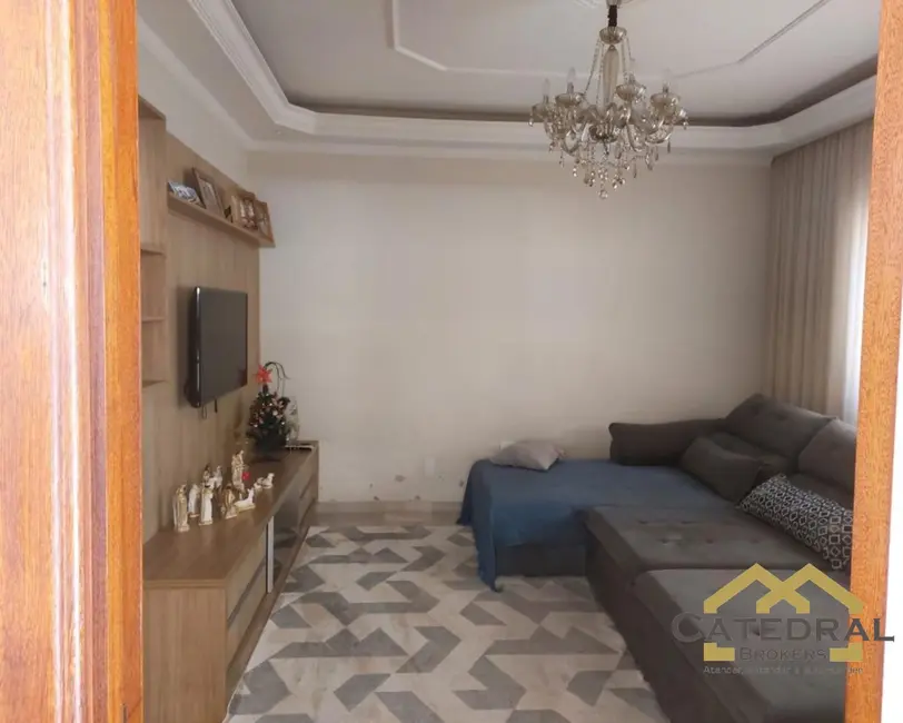 Foto 3 de Casa com 2 quartos à venda, 210m2 em Retiro, Jundiai - SP