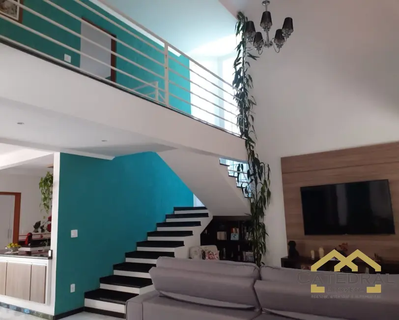 Foto 1 de Casa de Condomínio com 3 quartos à venda, 300m2 em Moinho, Campo Limpo Paulista - SP