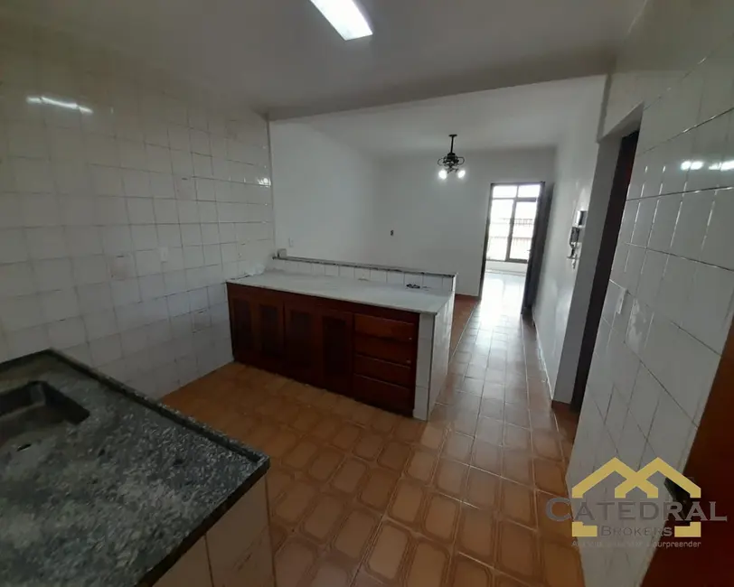 Foto 6 de Casa com 2 quartos à venda, 320m2 em Vila Bandeirantes, Jundiai - SP