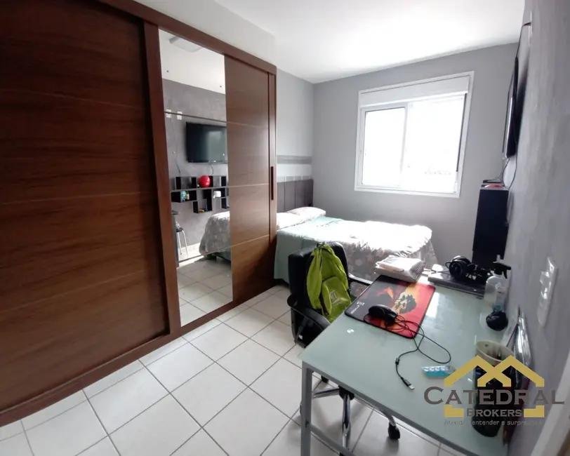 Foto 4 de Apartamento com 2 quartos à venda, 61m2 em Vila Cristo Redentor, Jundiai - SP