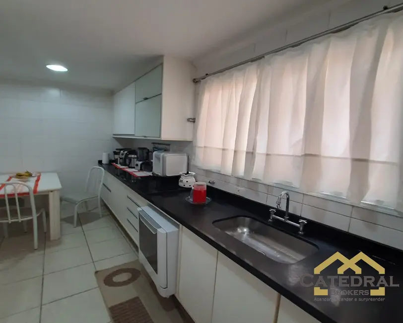 Foto 6 de Sobrado com 4 quartos à venda, 165m2 em Medeiros, Jundiai - SP