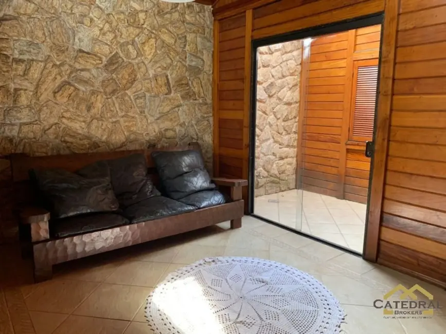 Chácara com 6 quartos à venda, 750m2 em Poste, Jundiai - SP - imagem 5 Foto 5 de Chácara com 6 quartos à venda, 750m2 em Poste, Jundiai - SP