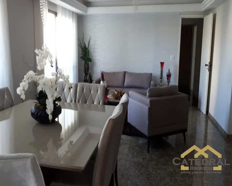 Foto 1 de Apartamento com 4 quartos à venda, 198m2 em Vila Vianelo, Jundiai - SP
