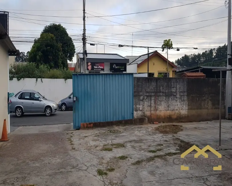 Foto 8 de Casa com 6 quartos à venda, 213m2 em Louveira - SP