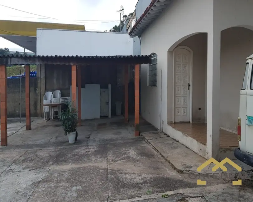 Foto 6 de Casa com 6 quartos à venda, 213m2 em Louveira - SP