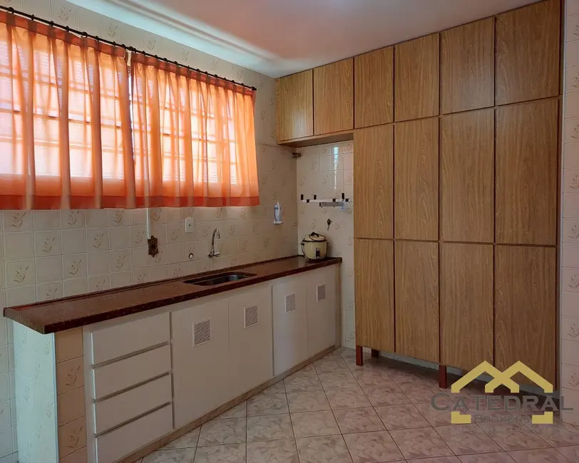 Casa com 3 quartos à venda, 345m2 em Jardim Pacaembu, Jundiai - SP - imagem 7 Foto 7 de Casa com 3 quartos à venda, 345m2 em Jardim Pacaembu, Jundiai - SP