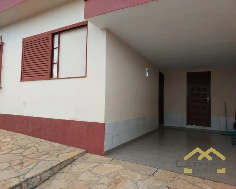 Foto 2 de Casa com 3 quartos à venda, 345m2 em Jardim Pacaembu, Jundiai - SP