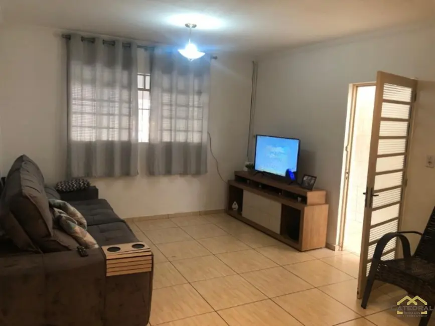 Casa com 2 quartos à venda, 156m2 em Jardim do Lago, Jundiai - SP - imagem 1 Foto 1 de Casa com 2 quartos à venda, 156m2 em Jardim do Lago, Jundiai - SP