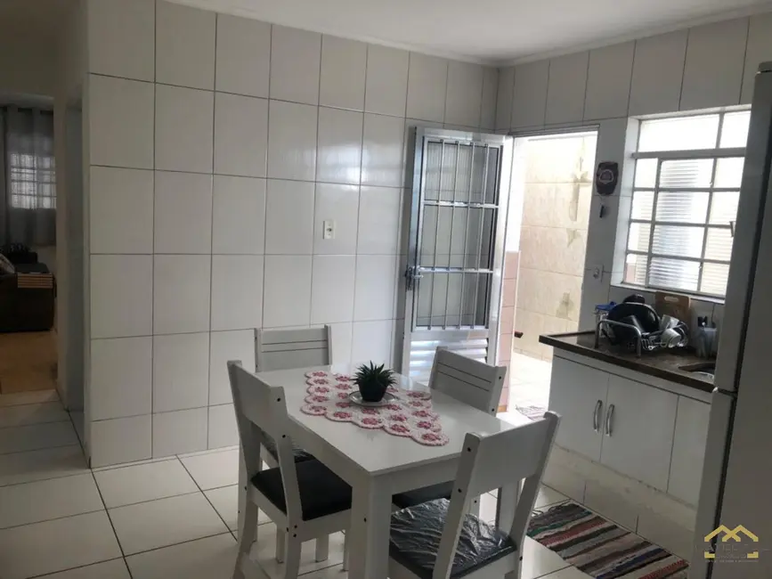 Casa com 2 quartos à venda, 156m2 em Jardim do Lago, Jundiai - SP - imagem 2 Foto 2 de Casa com 2 quartos à venda, 156m2 em Jardim do Lago, Jundiai - SP