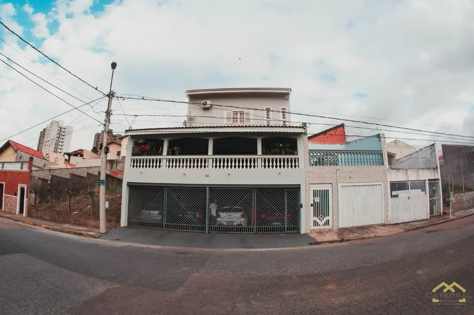 Casa com 2 quartos à venda, 350m2 em Cidade Nova, Jundiai - SP - imagem 3 Foto 3 de Casa com 2 quartos à venda, 350m2 em Cidade Nova, Jundiai - SP