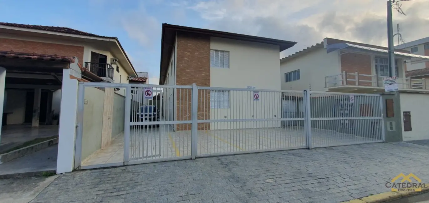 Foto 1 de Apartamento com 1 quarto à venda, 45m2 em Ubatuba - SP