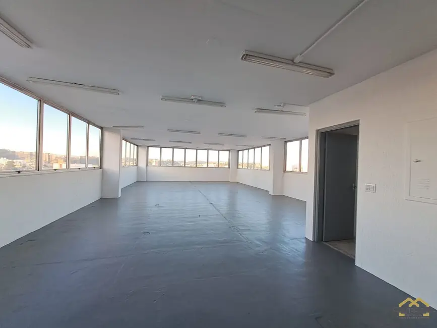 Sala Comercial para alugar, 147m2 em Centro, Jundiai - SP - imagem 4 Foto 4 de Sala Comercial para alugar, 147m2 em Centro, Jundiai - SP